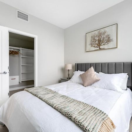 Modern Comfort At Ubc: 1Br Condo Near Campus Vancouver Esterno foto