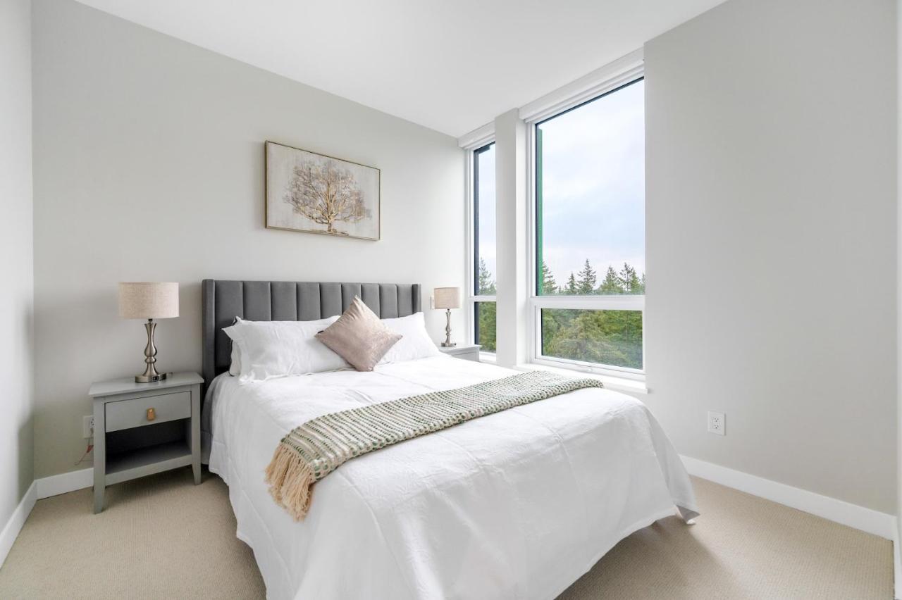 Modern Comfort At Ubc: 1Br Condo Near Campus Vancouver Esterno foto